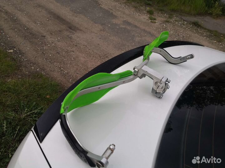 Защита рук и рычагов с креплением к рулю cycra