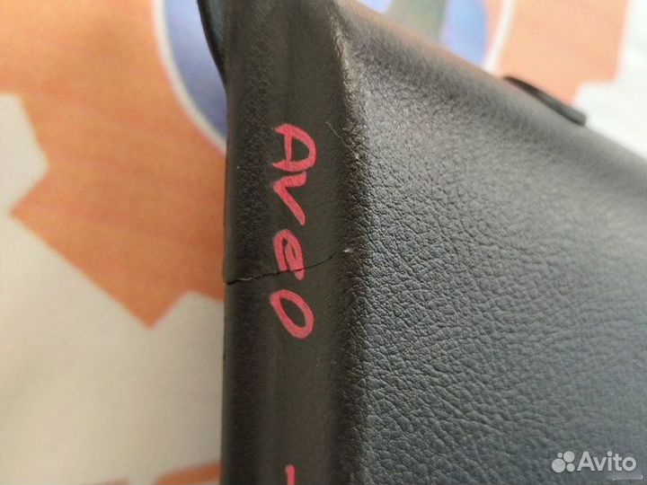 Обшивка двери передняя левая Chevrolet Aveo T200