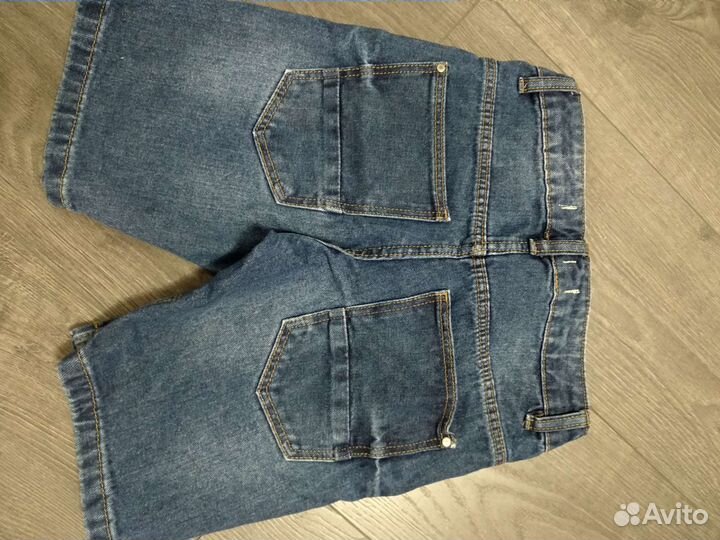 Джинсовые шорты