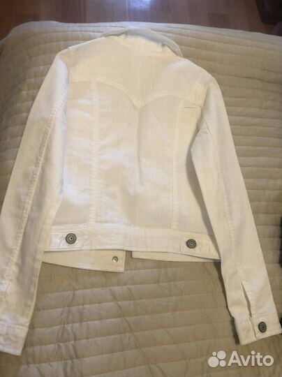 Джинсовый пиджак для девочки 9-10 лет