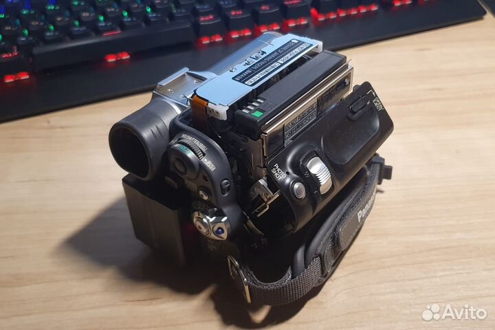 Видеокамера MiniDV Panasonic NV-GS50