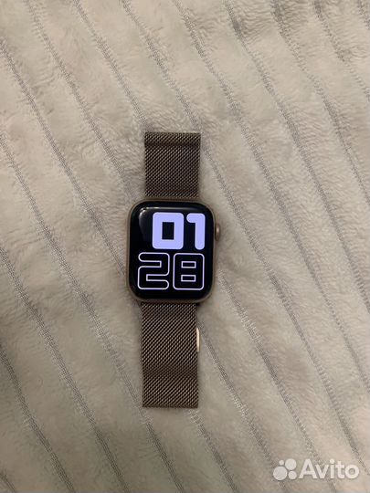 Apple Watch 4 44 mm gold