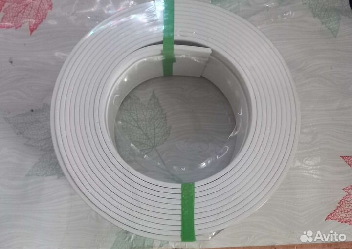 Декоративная лента для пластмассового карниза