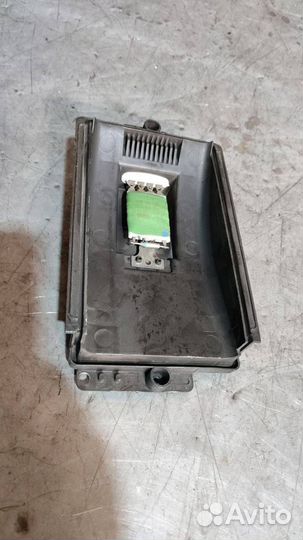 Сопротивление печки Volkswagen Golf 4 1998