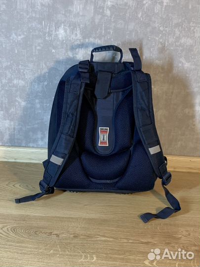 Школьный рюкзак