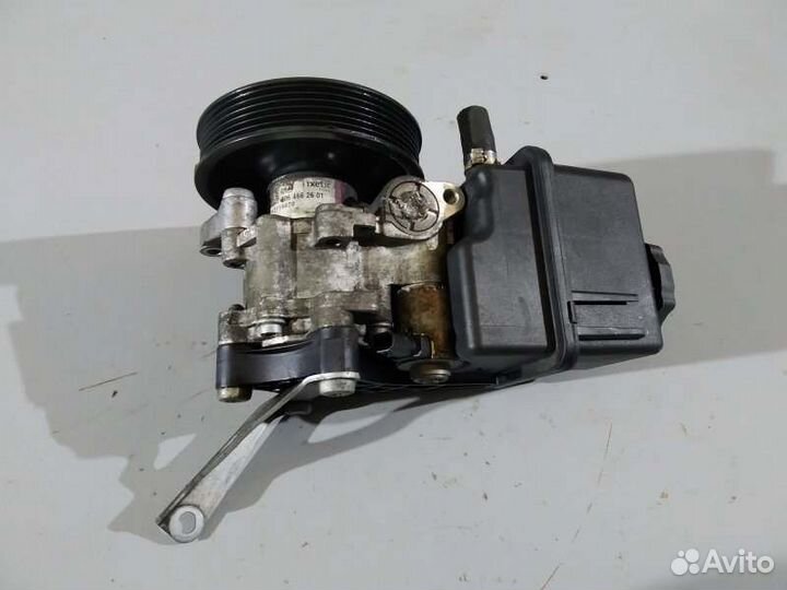 Насос гур Mercedes E-Class W207 OM651