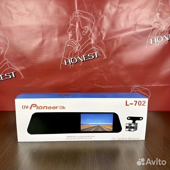 Зеркало-видео регистратор с камерой заднего вида