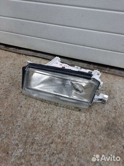 Skoda octavia фара левая