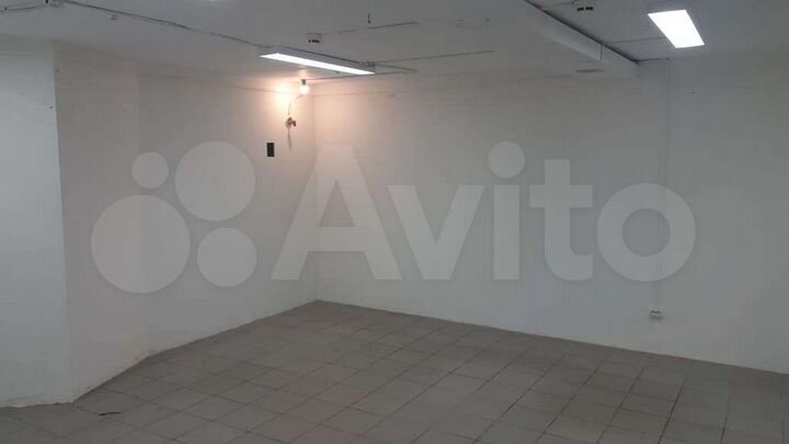 Торговая площадь, 27 м²