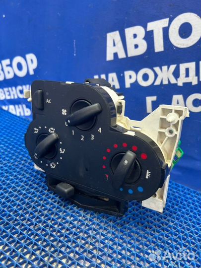 Блок управления печкой Renault Logan 1 седан 2010