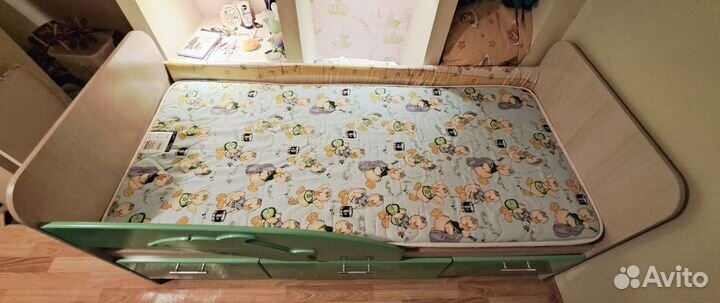 Кровать Дельфин и матрас Дримлайн 180*80