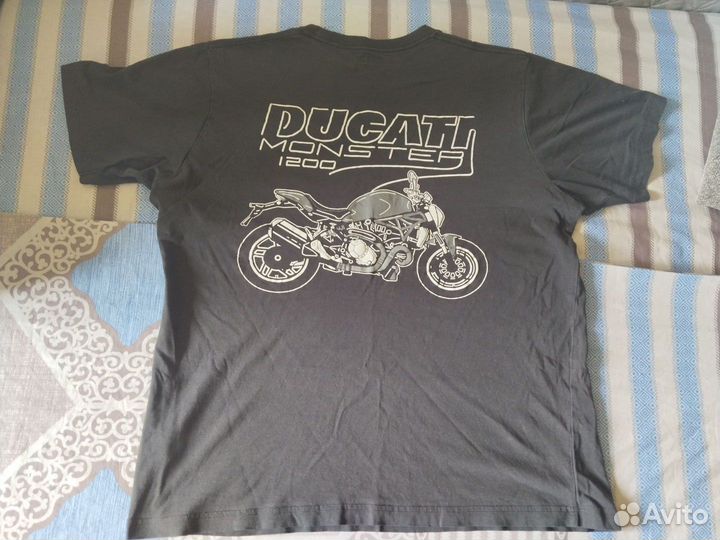 Футболка Uniqlo, Baon