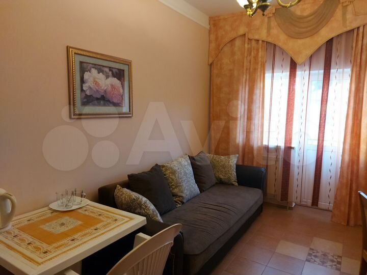 Комната 36 м² в 4-к., 1/4 эт.