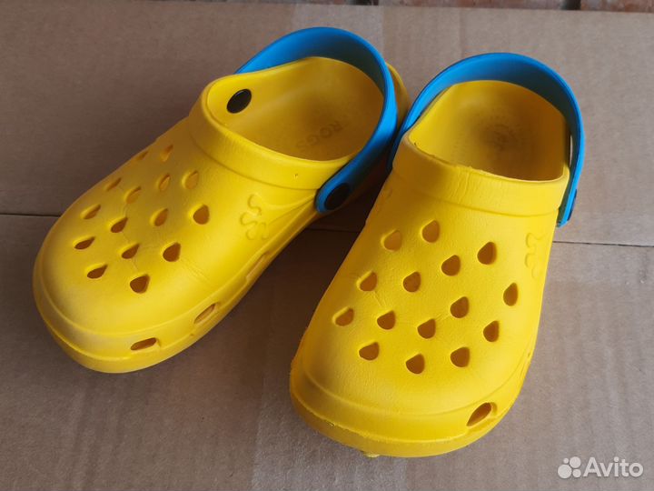 Детские тапки типа crocs