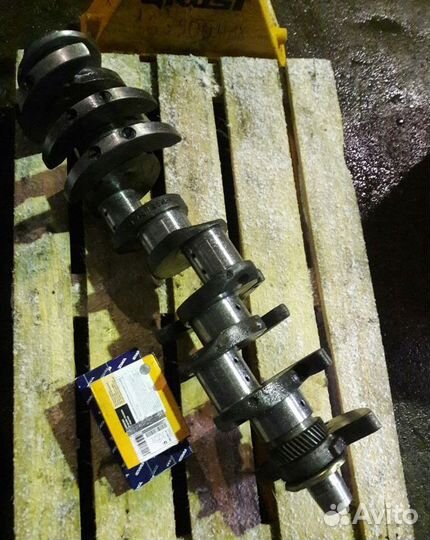 Вал коленчатый ямз 238 на мотор 7512