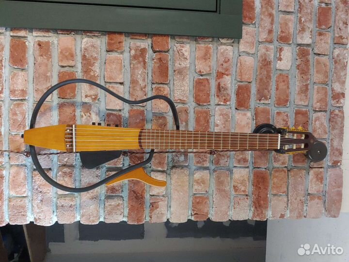 Гитара Yamaha SLG110N