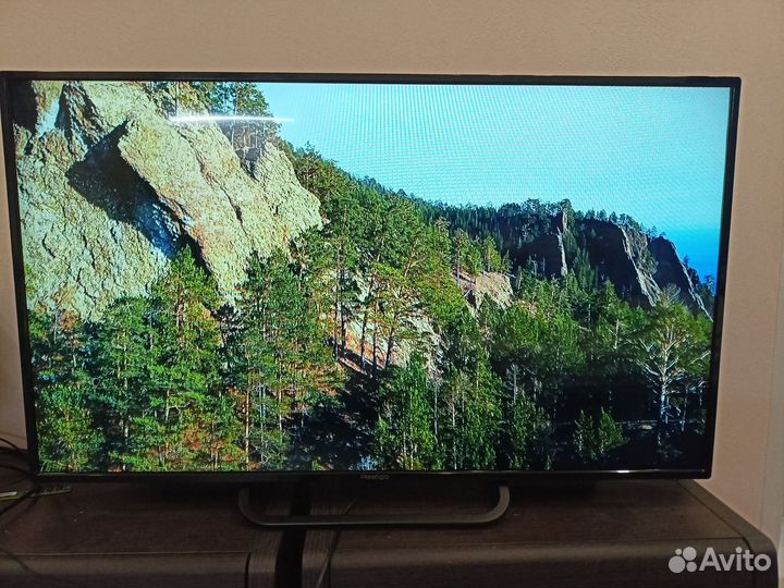 Телевизор LED 43