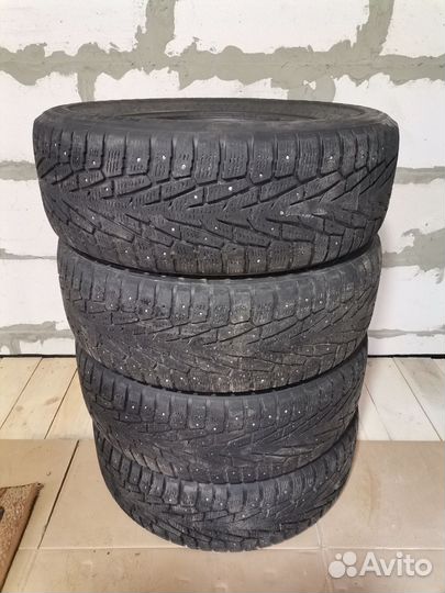 Nokian Tyres Hakkapeliitta 7 SUV 235/65 R17 108T