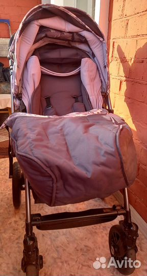 Прогулочная коляска