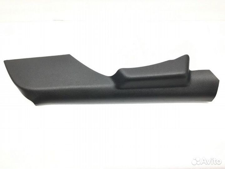 Обшивка стойки задняя правая Volkswagen Polo седан