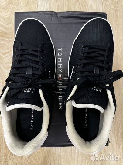 Tommy hilfiger кеды 42 новые, оригинал