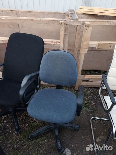 Офисное кресло руководителя бу