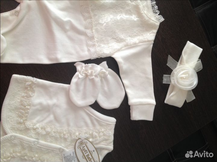 Продам новый комплект для девочки