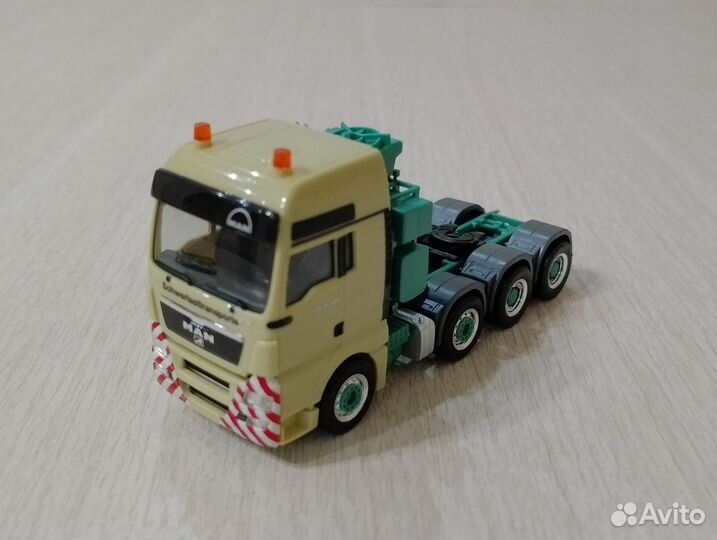 328) Тягач MAN TGX XLX четырёхосный