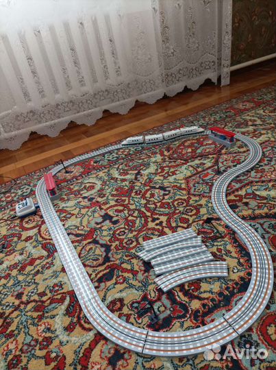 Скоростной поезд 