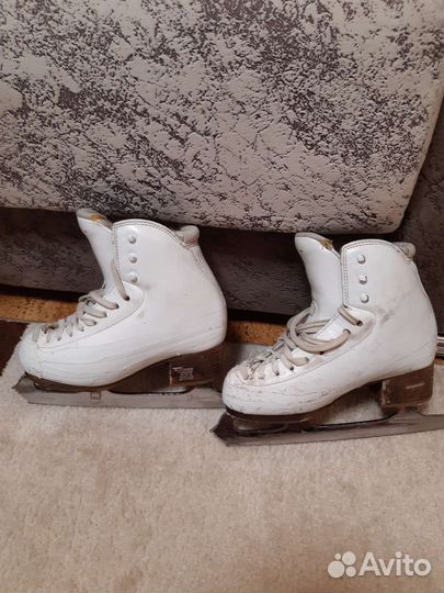 Коньки фигурные risport RF3 размер21.5