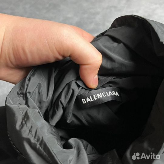 Balenciaga ветровка