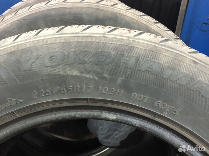 Yokohama Parada Spec-X 225/65 R17