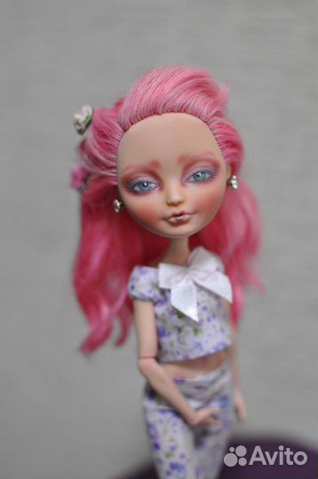 Ооак кукла Кьюпид, Ever After High