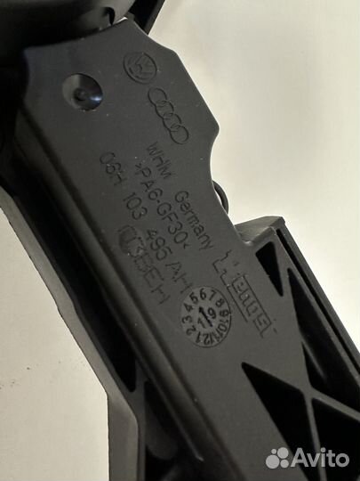 Маслоотделитель 06H103495AH