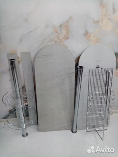 Барный стол и стулья бу