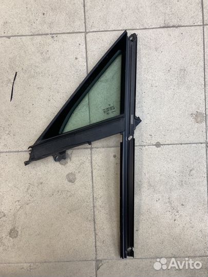 Porsche panamera форточка передняя левая