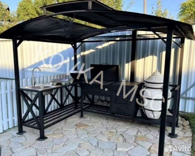 Беседка с мангалом