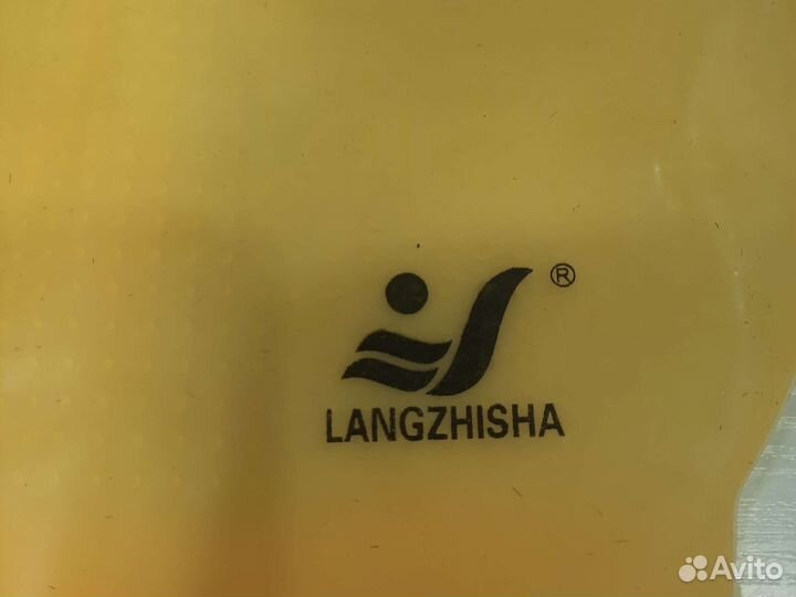 Резиновая шапочка