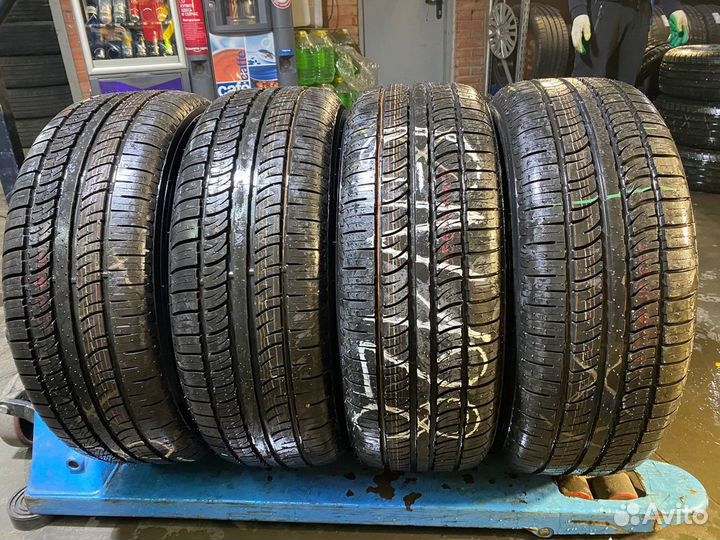 Pirelli Scorpion Zero Asimmetrico 235/65 R17 104H