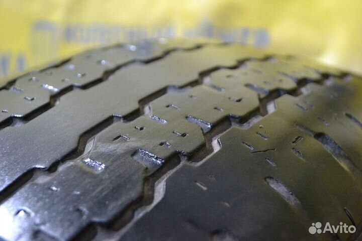 Bridgestone Dueler H/T D689 245/70 R16