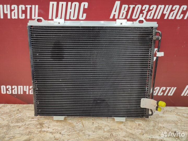 Радиатор кондиционера Mercedes E-Class