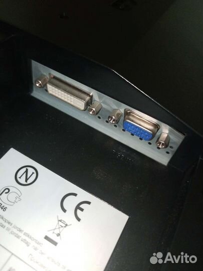 Монитор Samsung