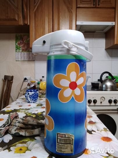 Термос с помпой 1.8 л