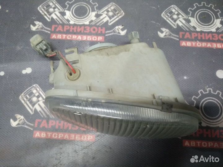 Левая противотуманная фара Chevrolet lanos