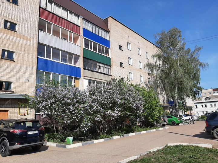 4-к. квартира, 77 м², 4/5 эт.