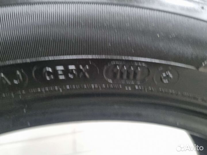 Michelin Latitude Tour HP 235/55 R20 102H