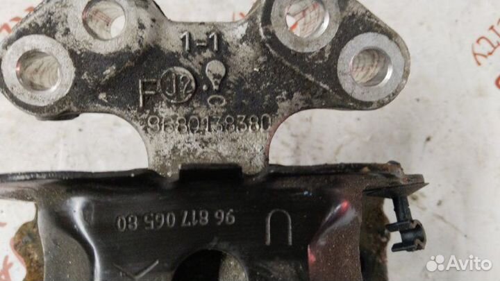 Подушка двигателя Peugeot 3008 хэтчбек 5F02 EP6T