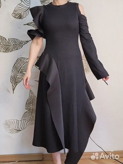 Платье ассиметричное 44-46