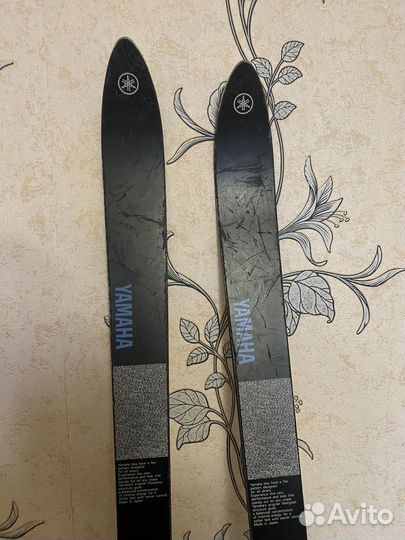 Горные лыжи Yamaha 185cm