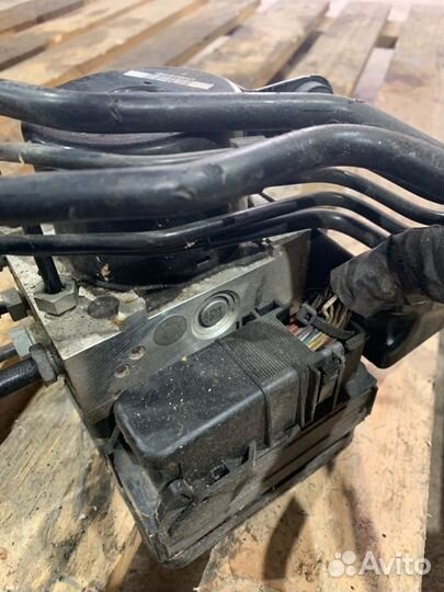 Блок abs Volvo V 40 D4204T14 2012-2016